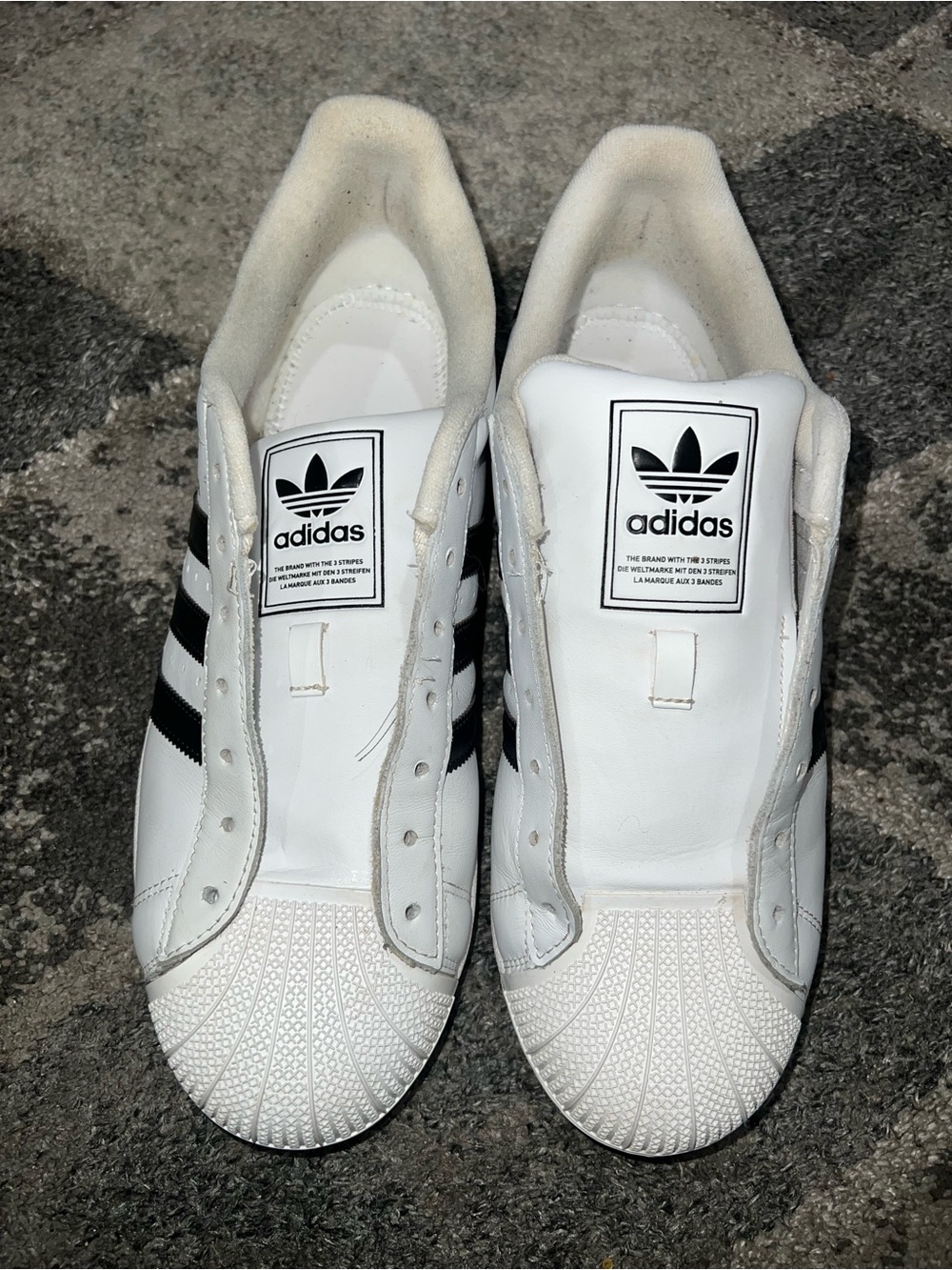 adidas Men’s White & Black Shell Toe lace up Sneakers size 11.5